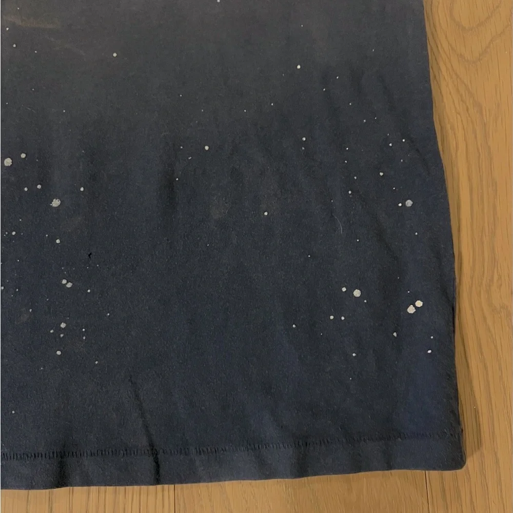 Hollister men’s distressed graphic TShirt - Picture 8 of 14